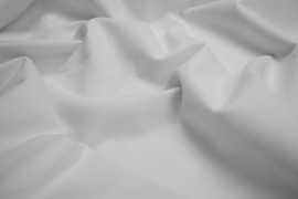 Bawełna perkal w kolorze białym