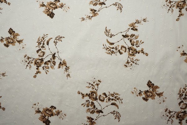 Bawełna haftowana - brązowe kwiatki