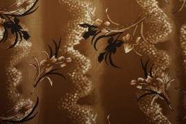 Tkanina sukienkowa - kwiaty na brązie