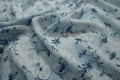 Tkanina sukienkowa w kwiatki w niebieskich odcieniach