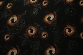 Tkanina szyfonowa w kolorze czarnym z brązowym wzorem