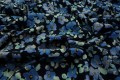 Tkanina wiskozowa w błękitne kwiatki na granatowym tle