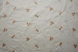 Bawełna haftowana w drobne, brązowe kwiatki