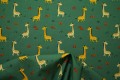 Bawełna perkal - żyrafy na zielonym tle