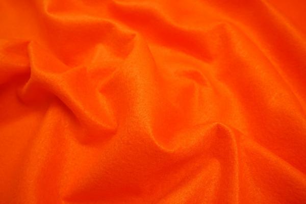 Filc w kolorze pomarańczowym o grubości 1,5 mm