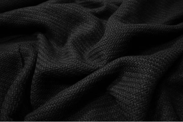 Tkanina wełniana w kolorze czarnym