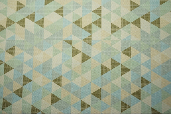 Tkanina ogrodowa - kolorowe trójkąty - gładka