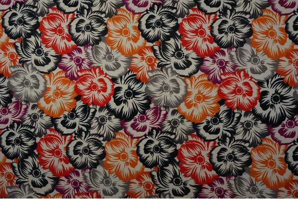 Tkanina dekoracyjna - kolorowe kwiaty