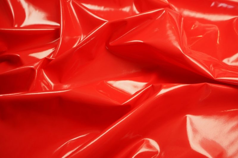Latex w kolorze czerwonym