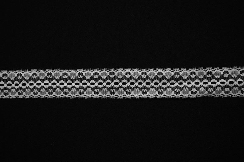 Taśma koronkowa - 3 cm, kolor biały
