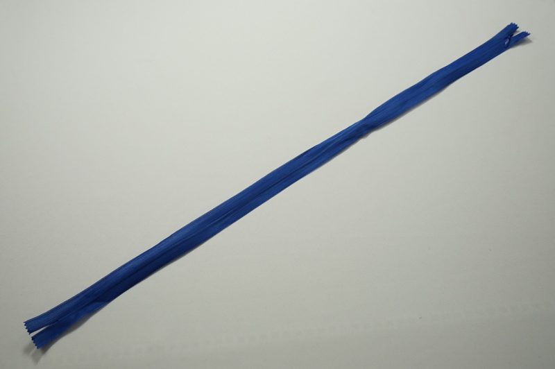 Zamek kryty - niebieski, 60 cm