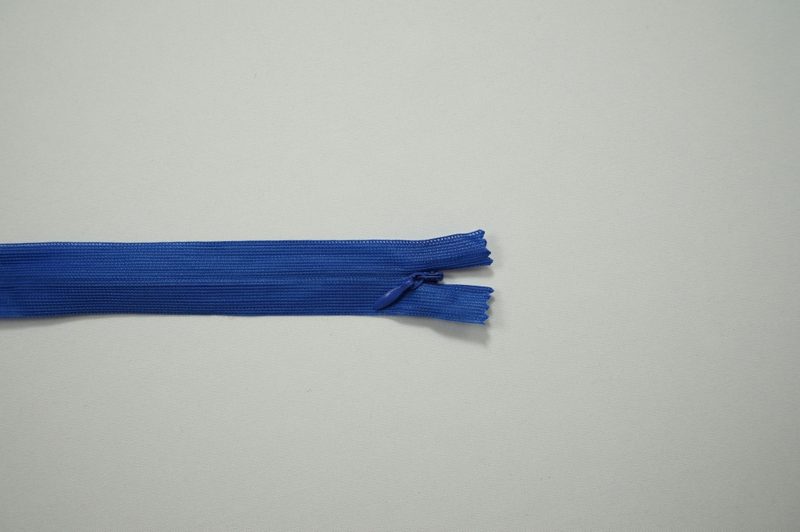 Zamek kryty - niebieski, 60 cm