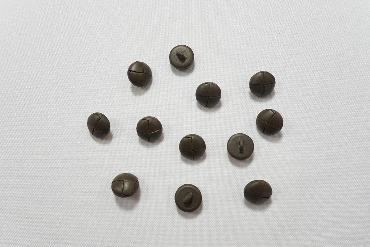 Guzik o numerze 2346, 15 mm
