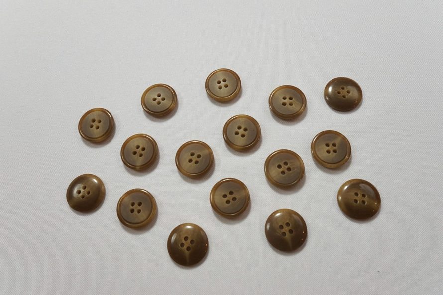 Guzik o numerze 2545, 19 mm