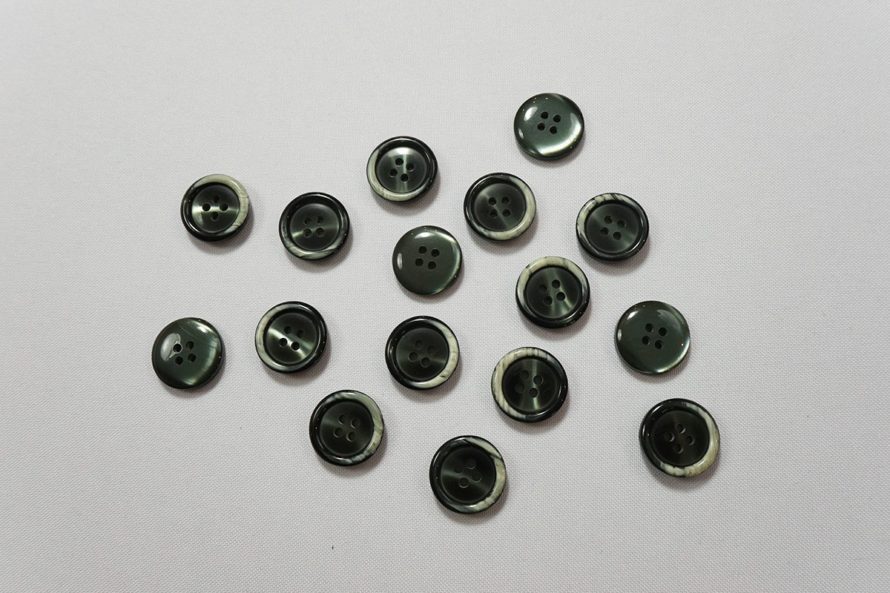 Guzik o numerze 2535, 19 mm