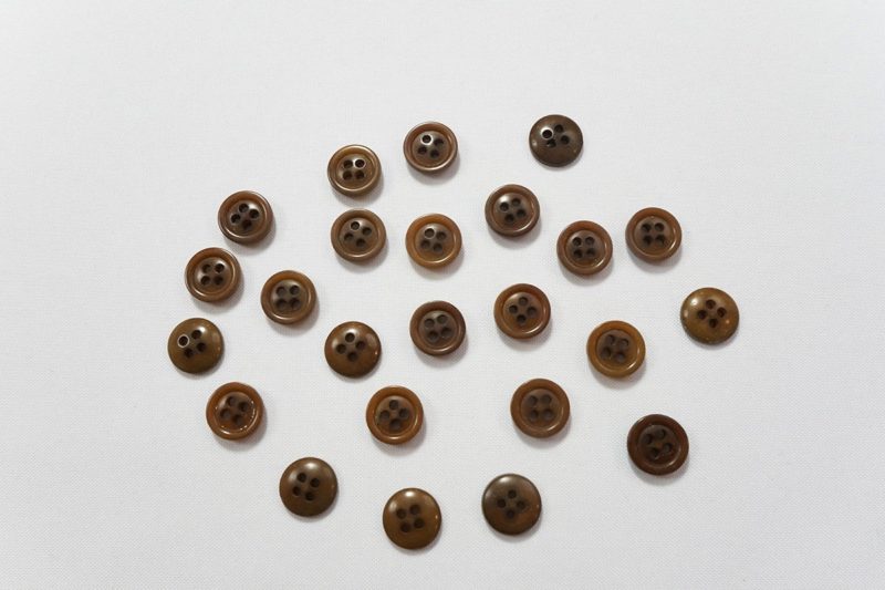 Guzik o numerze 2249, 15 mm