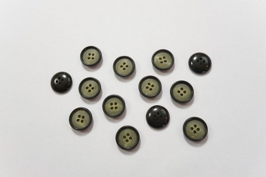 Guzik o numerze 2281, 18 mm