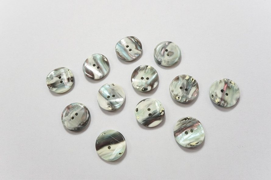Guzik o numerze 2379, 23 mm
