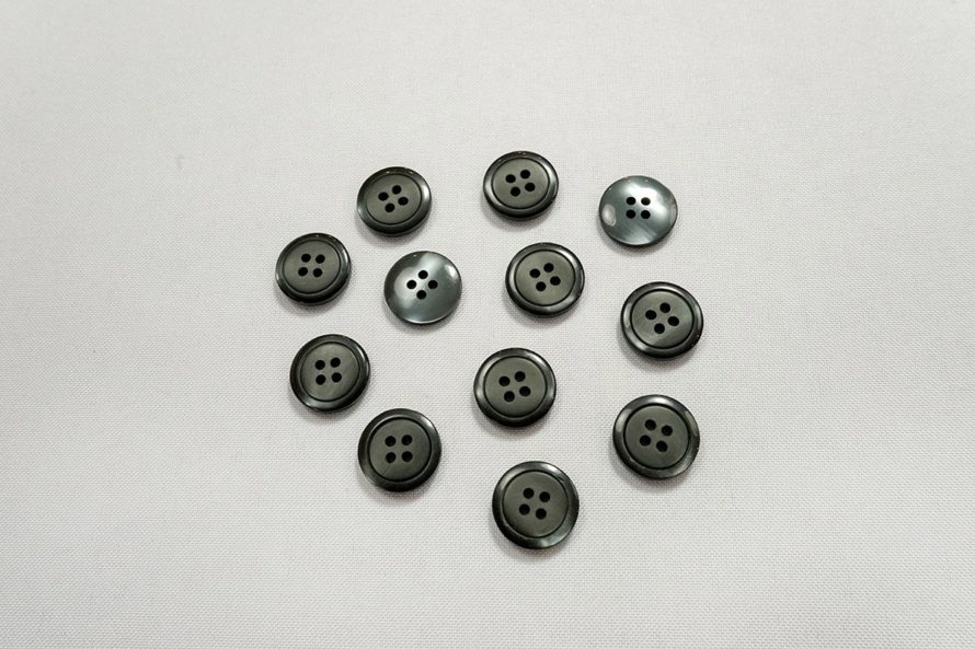 Guzik o numerze 2514, 18 mm
