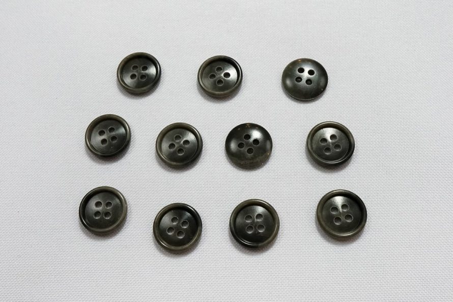Guzik o numerze 2134, 15 mm
