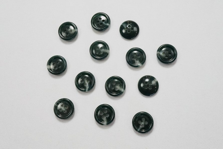 Guzik o numerze 1868, 14 mm
