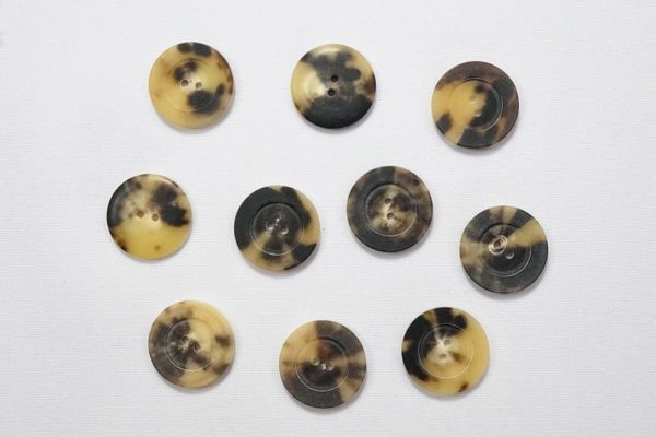 Guzik o numerze 2120, 25 mm