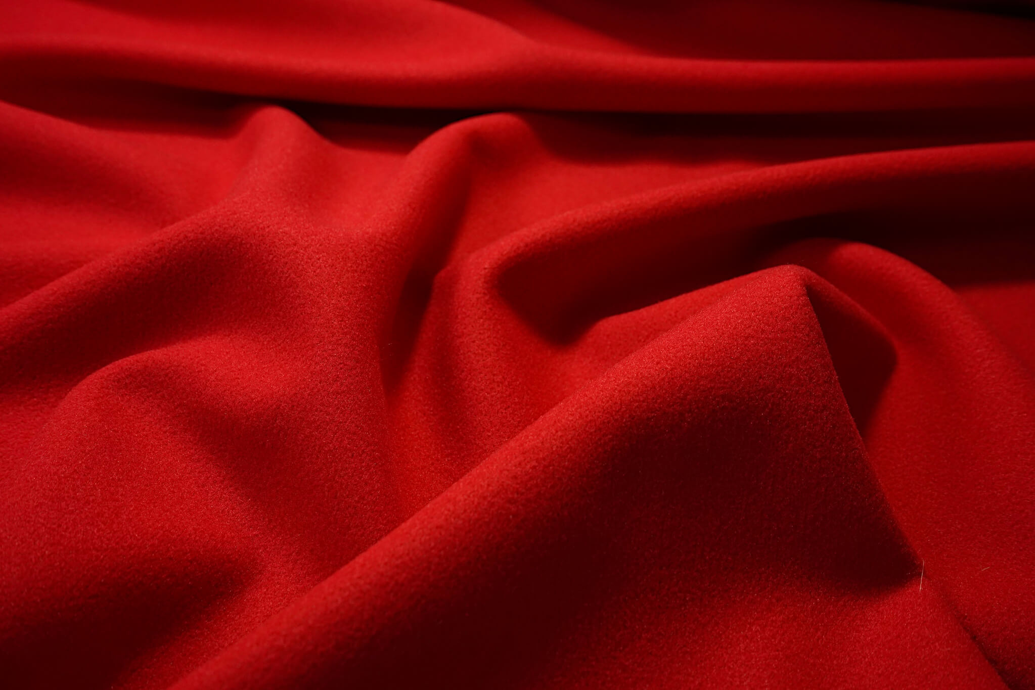 Flausz z lycrą w kolorze czerwonym