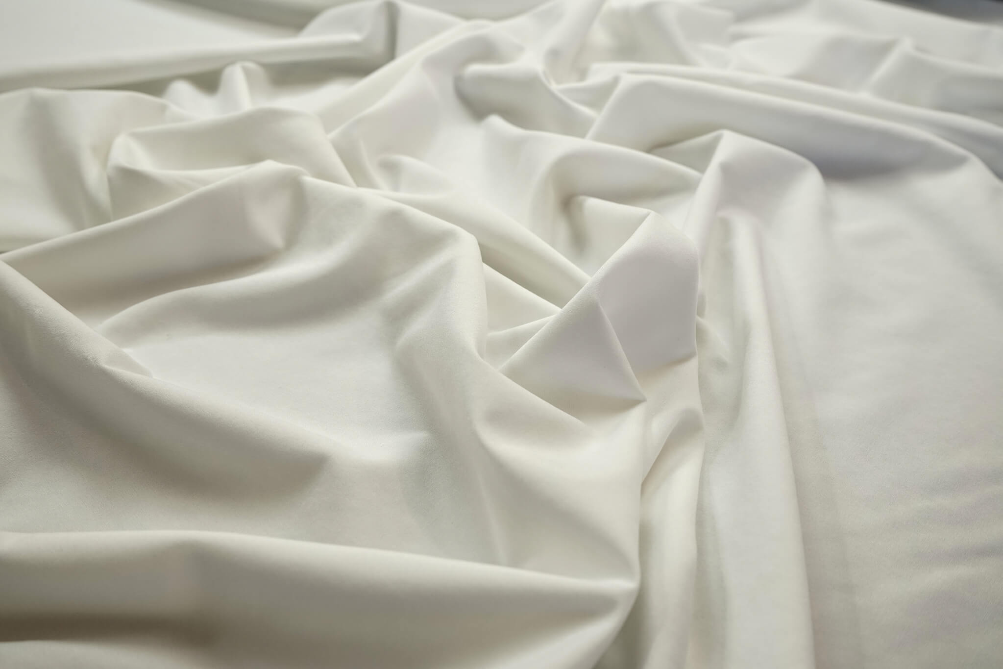 Podszewka z lycrą – biała